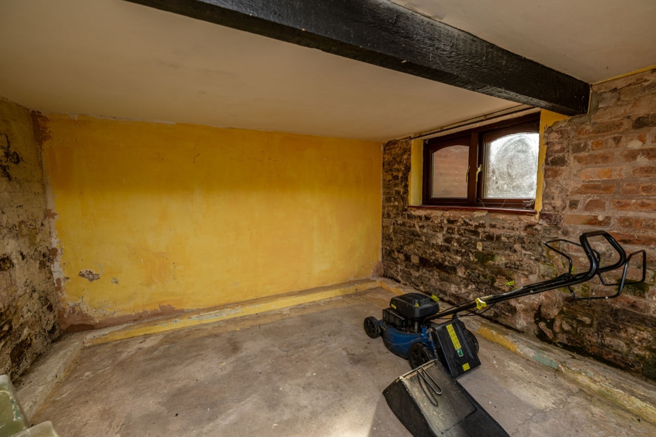 Uplands Grove, Willenhall, West Midlands, WV13
