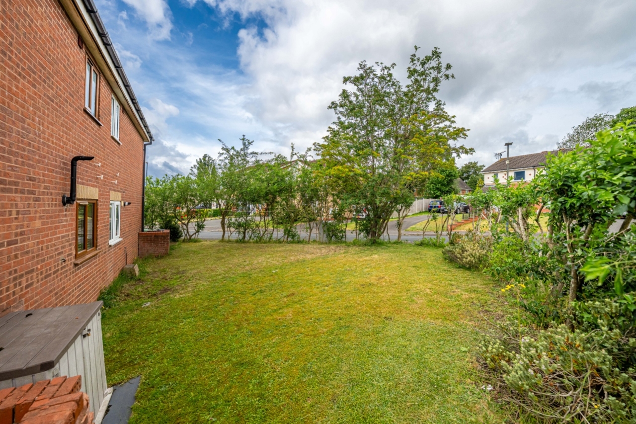 Wenlock Gardens, Bloxwich