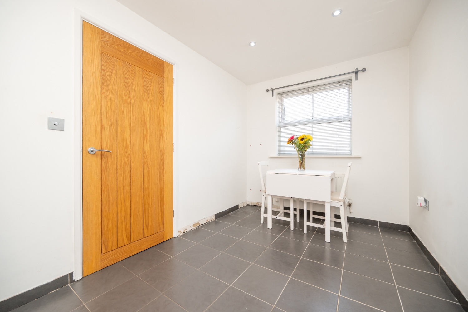 Middle Meadow, TIPTON, DY4