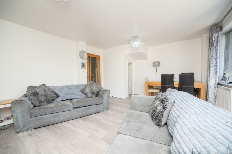 Myrtle Terrace, Tipton, DY4
