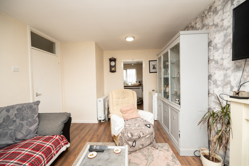 Oakthorpe Gardens, Tividale, Oldbury, B69