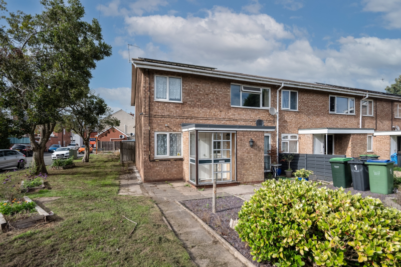 Oakthorpe Gardens, Tividale, Oldbury, B69