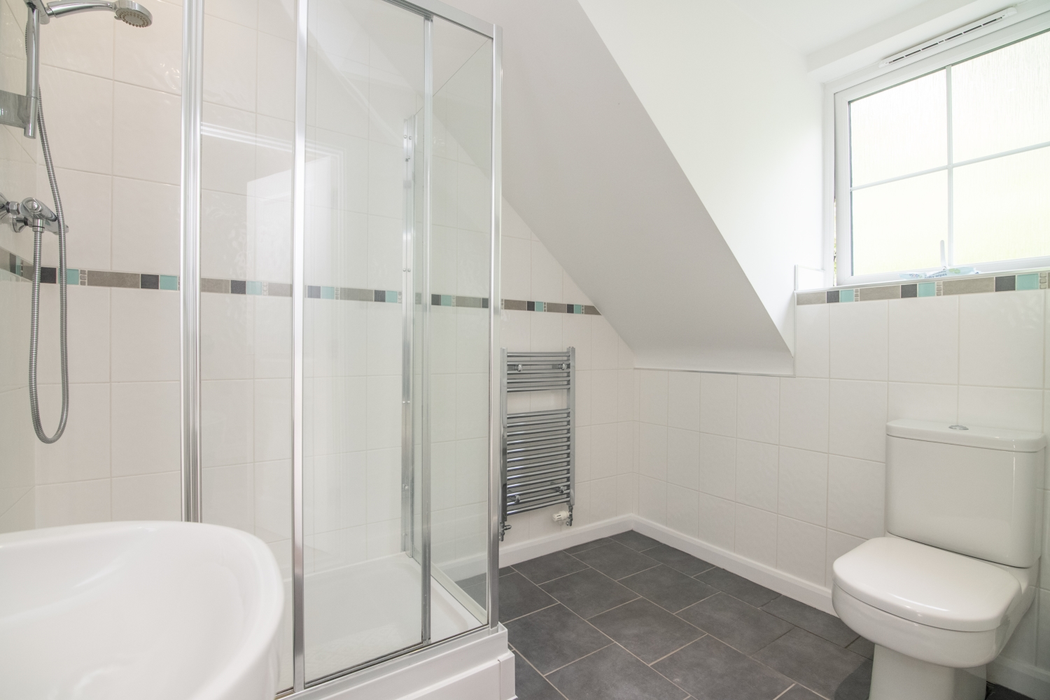 Parkers Way, TIPTON, DY4 9EL