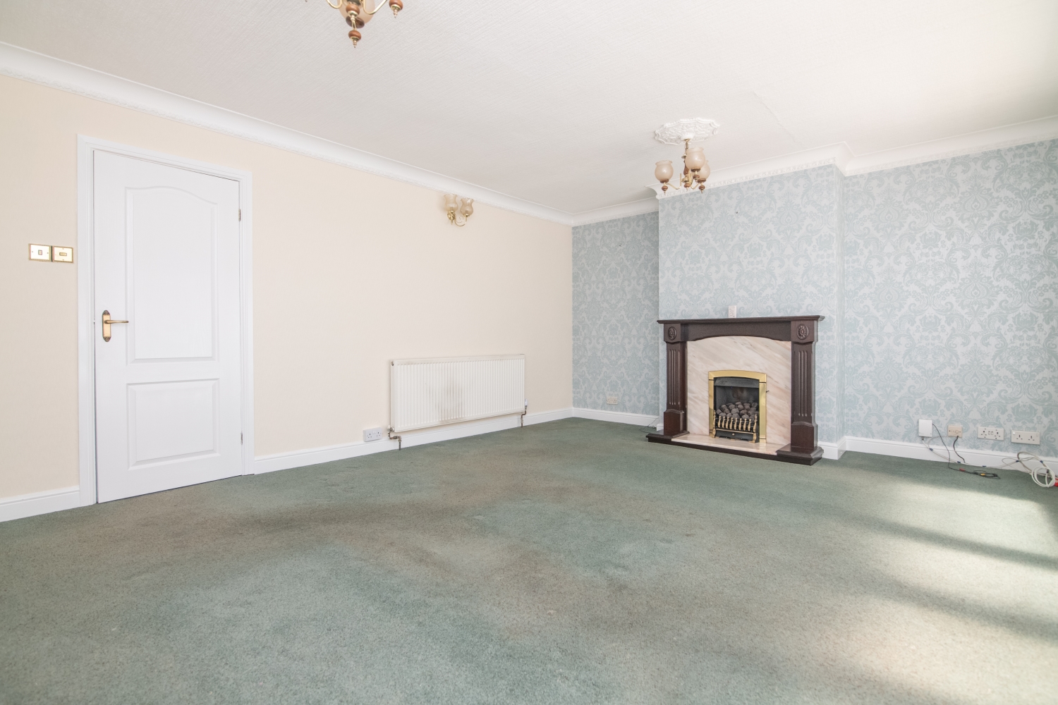 Queens Road, TIPTON, DY4 8ND