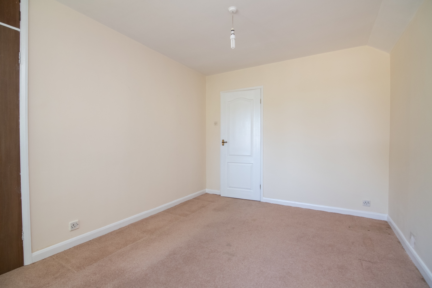 Queens Road, TIPTON, DY4 8ND