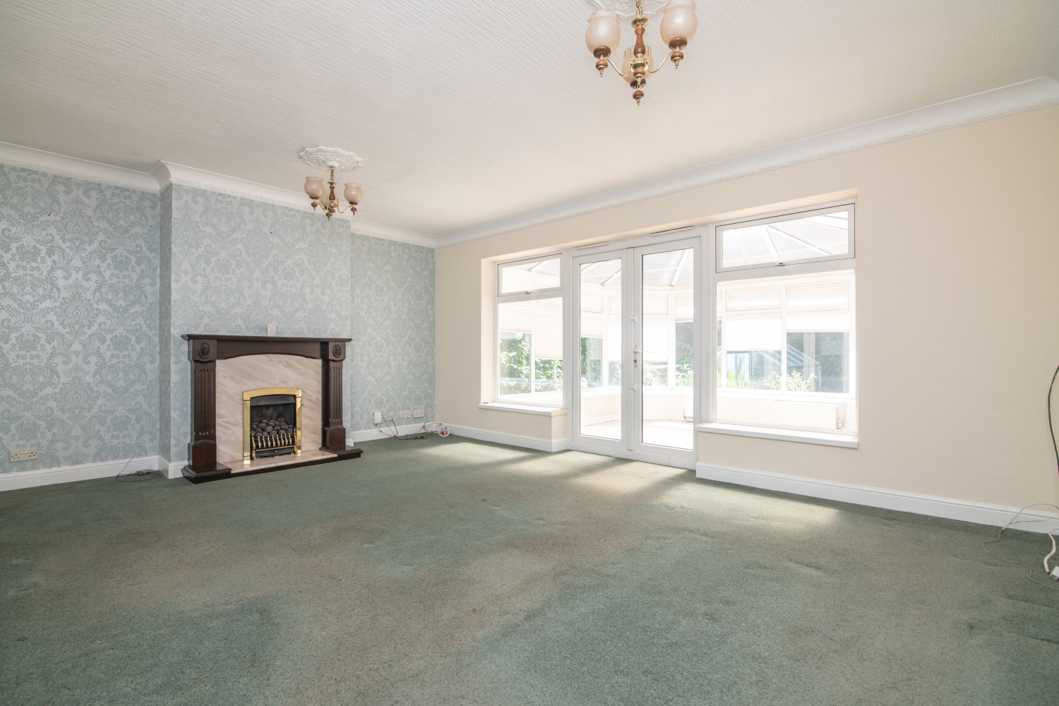 Queens Road, TIPTON, DY4 8ND
