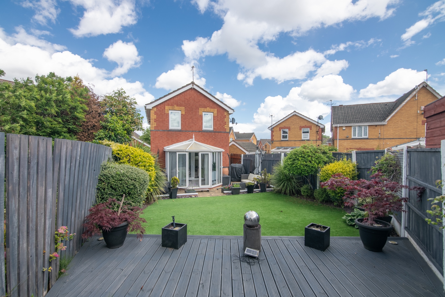 St. Helens Avenue, TIPTON, DY4 7LN