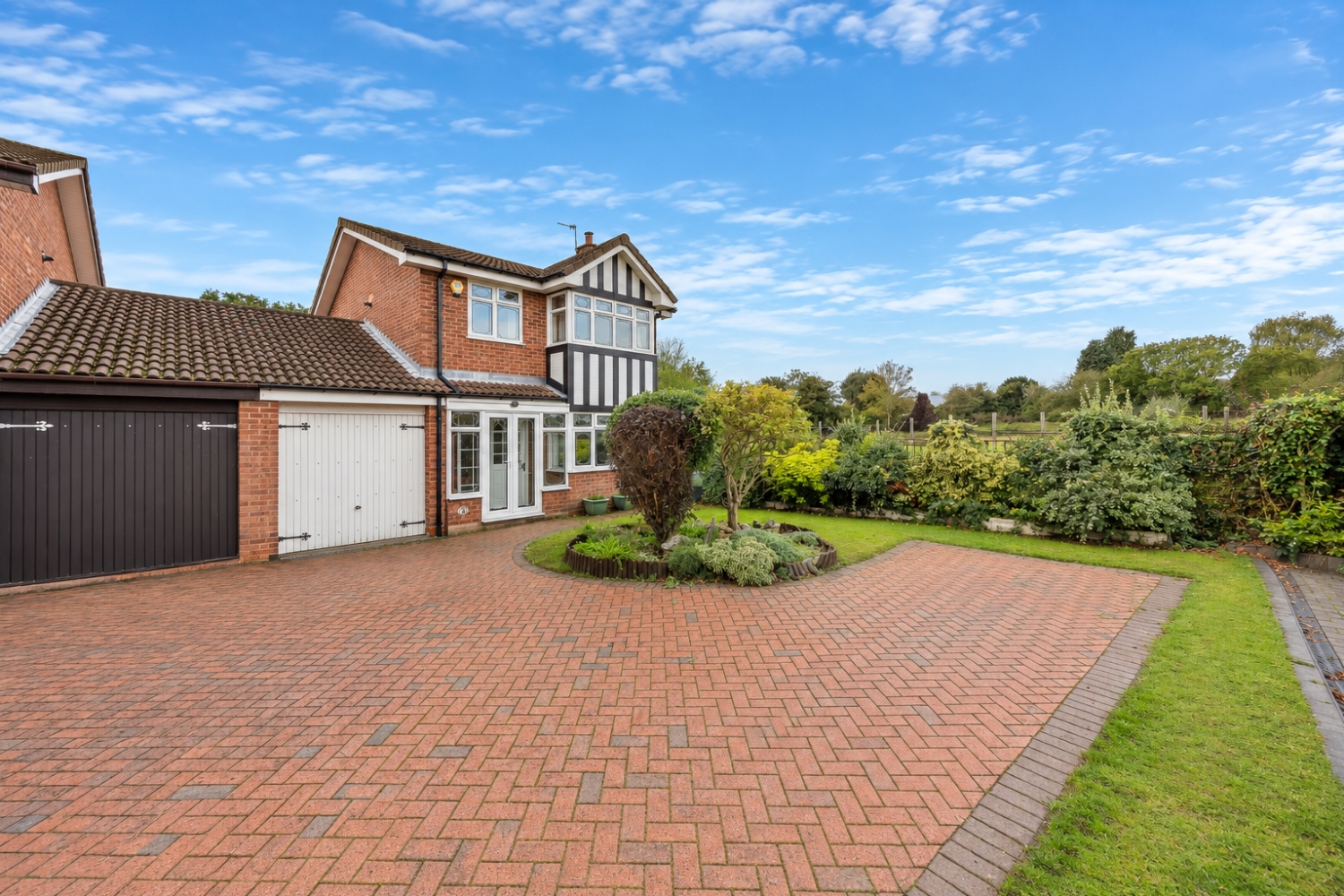 Highgrove Close, Willenhall, WV12