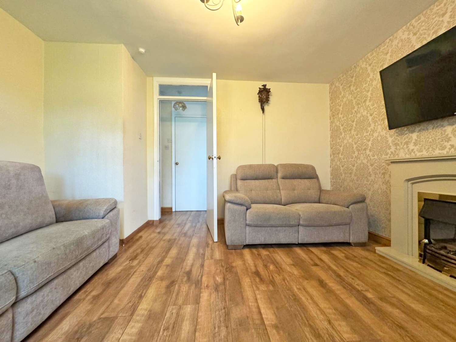 Crown Walk, TIPTON, DY4 7SY