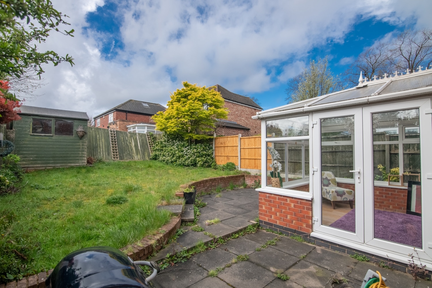 Woodman Close, Wednesbury, WS10 9UA