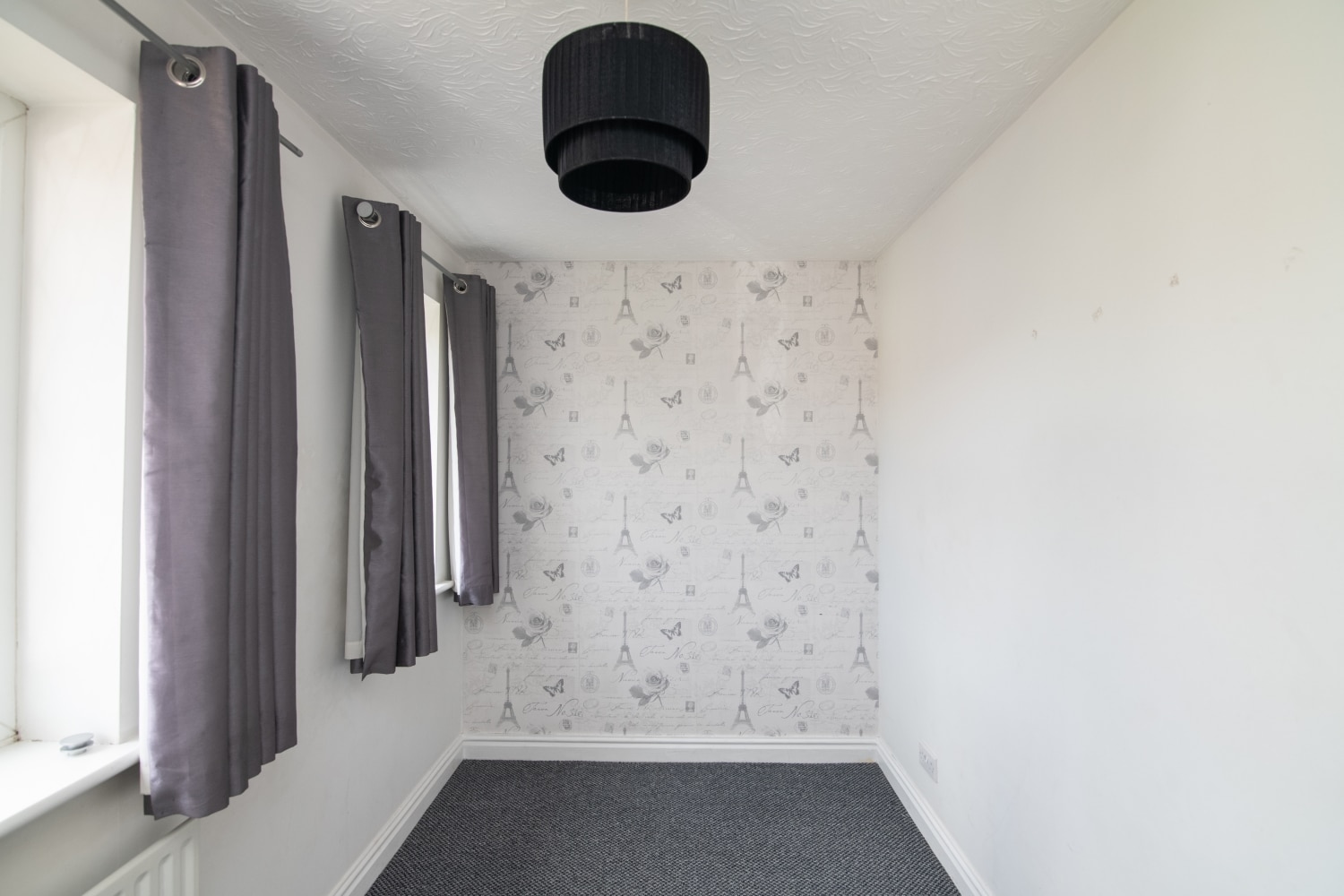 Woodman Close, Wednesbury, WS10 9UA