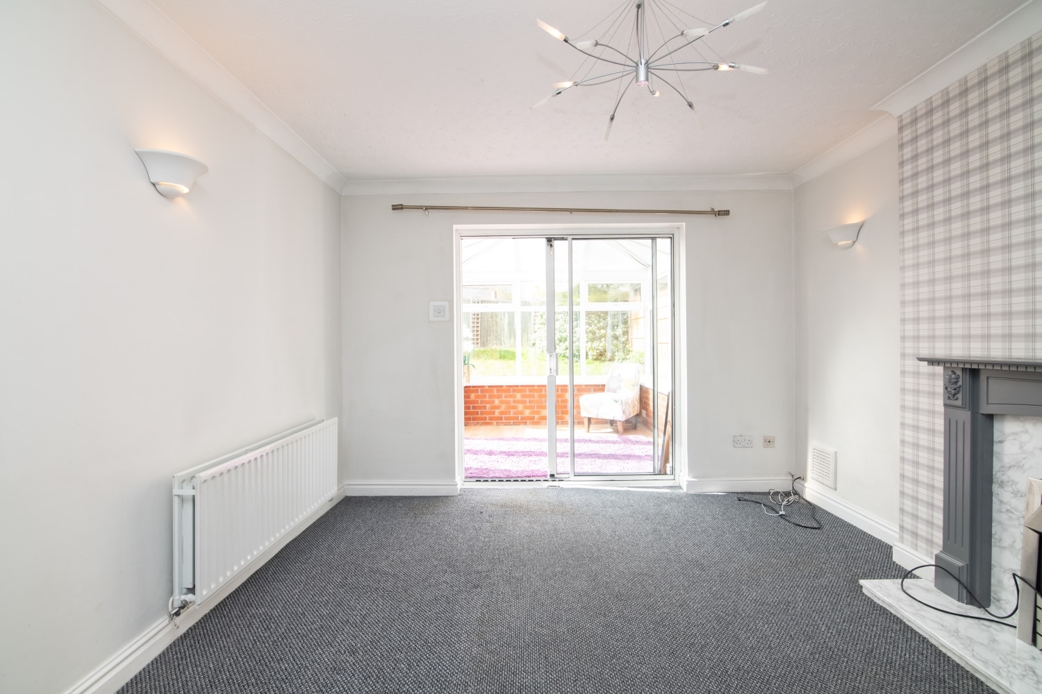 Woodman Close, Wednesbury, WS10 9UA