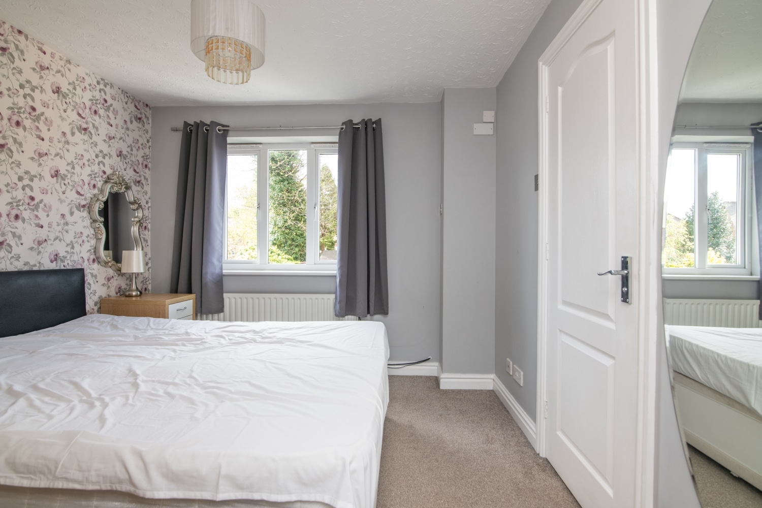 Woodman Close, Wednesbury, WS10 9UA