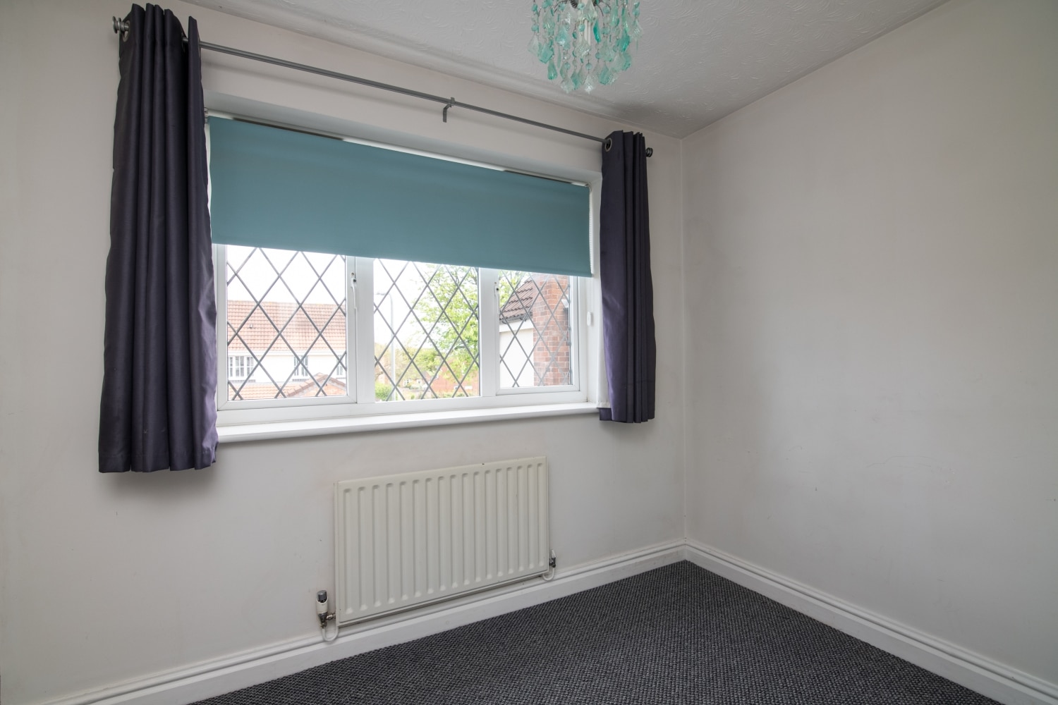 Woodman Close, Wednesbury, WS10 9UA