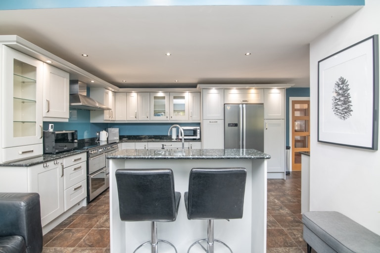 Woodman Close, Wednesbury, WS10 9UA