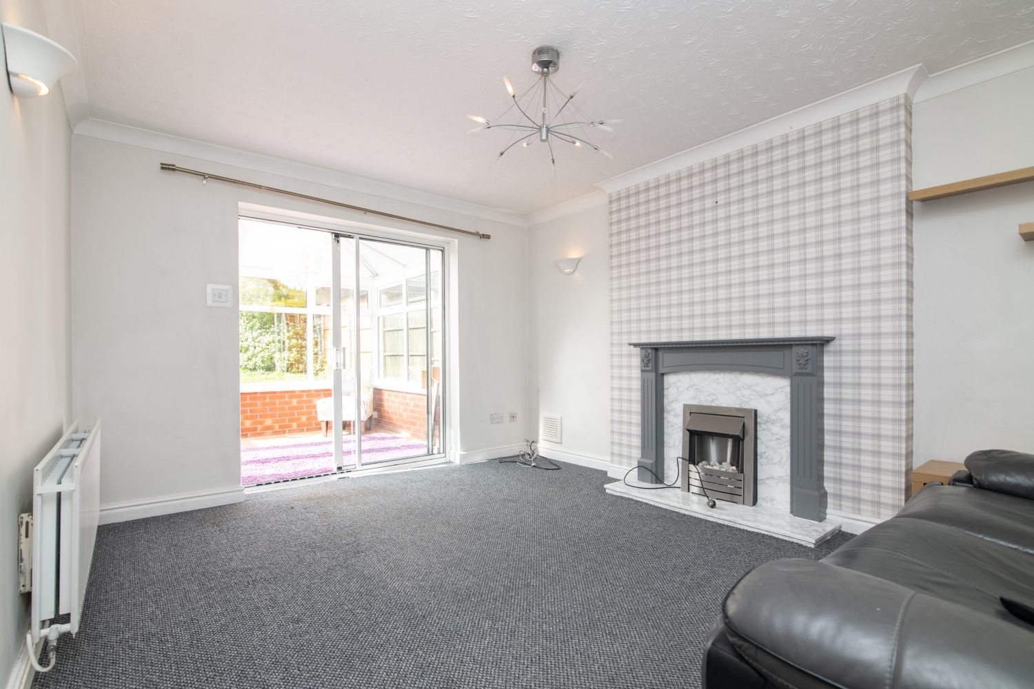 Woodman Close, Wednesbury, WS10 9UA