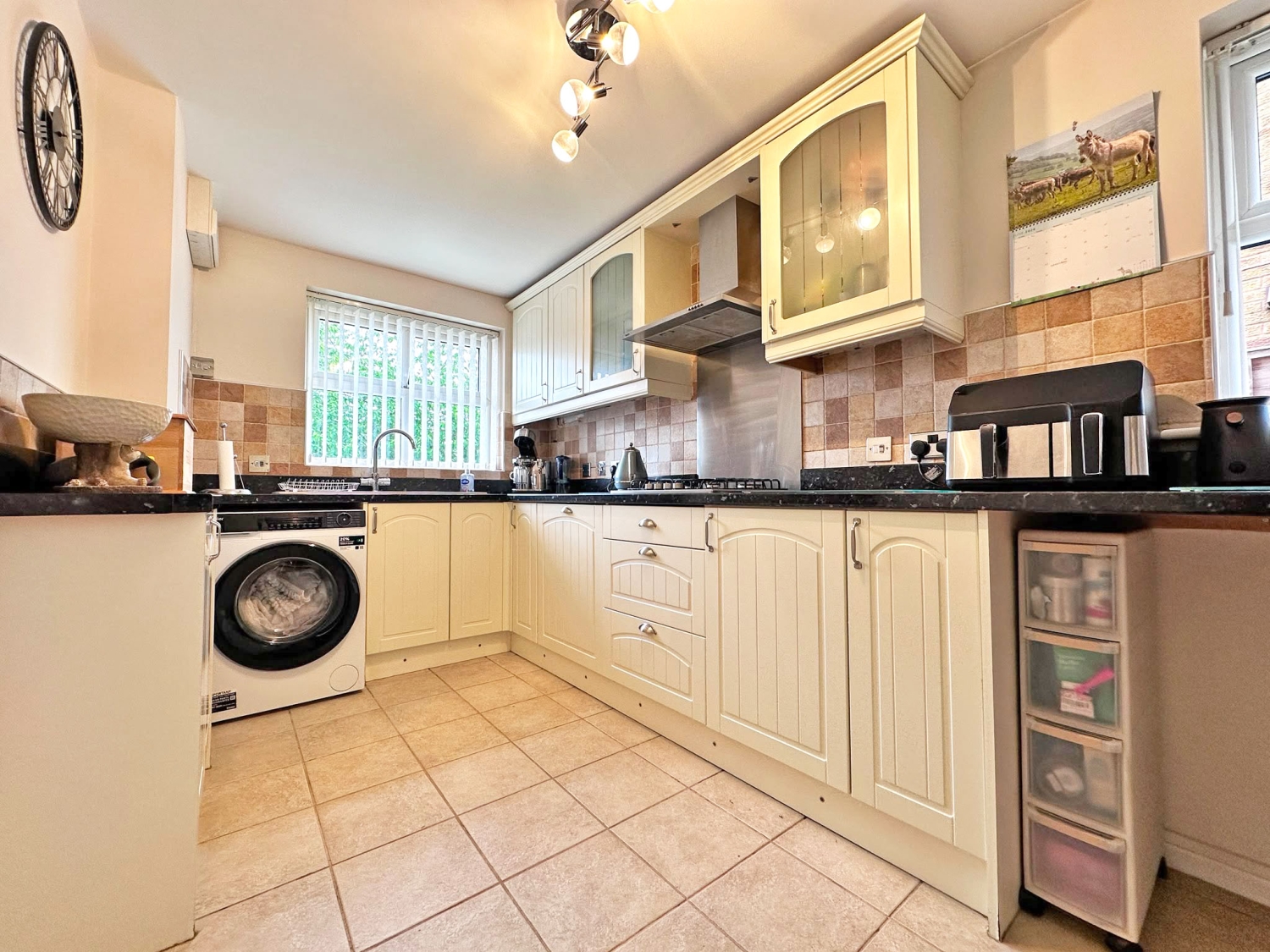 Devine Croft, TIPTON, DY4 8XJ