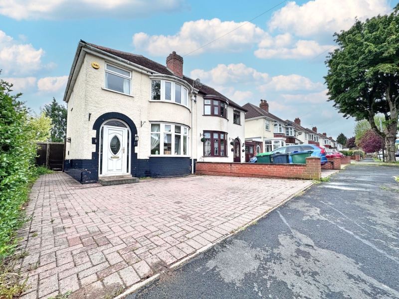 Madin Road, TIPTON, DY4 8JS