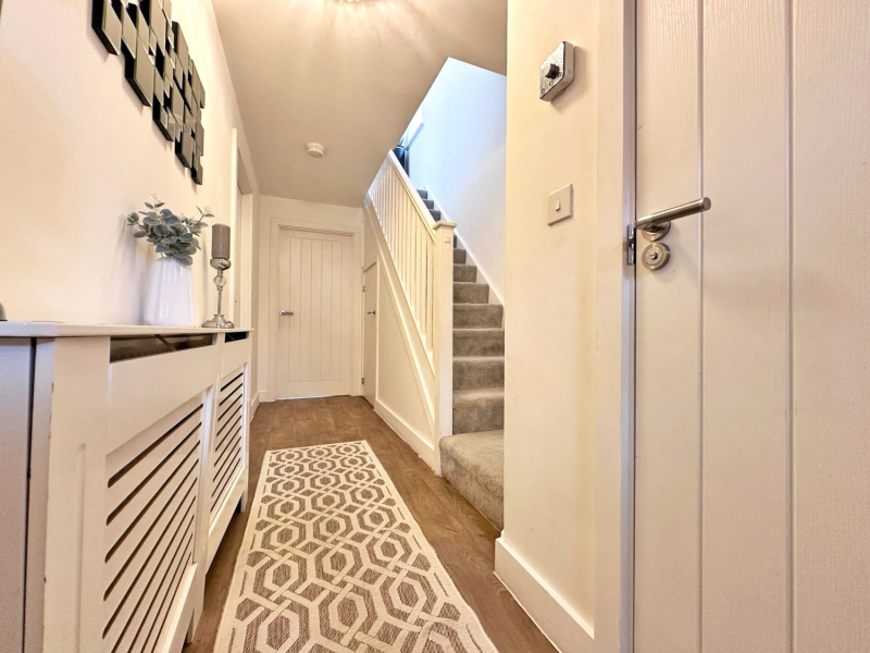 Laura Roberts Close, WEST BROMWICH, B70 0FJ