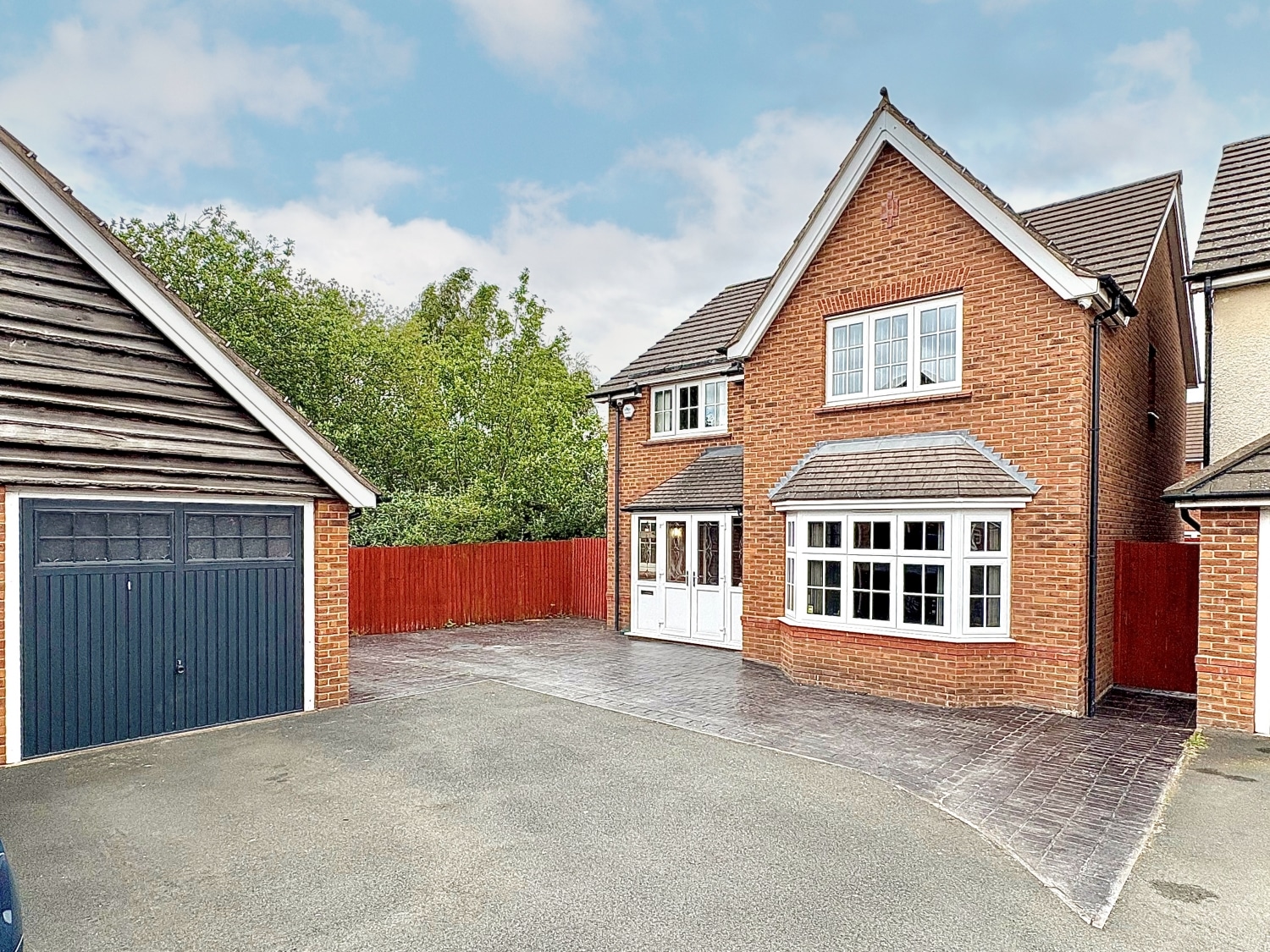 Himley Close, Bilston, WV14 0LJ