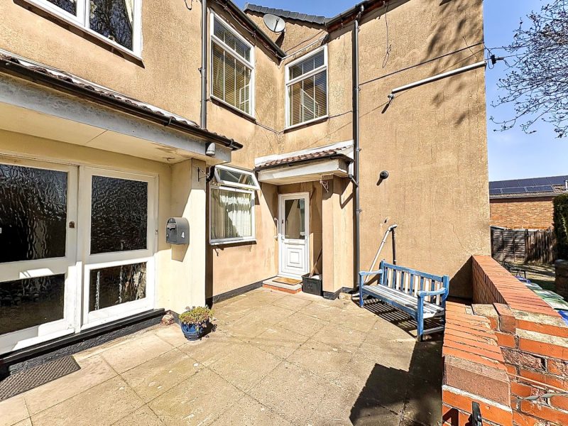 Sedgley Road, Woodsetton, DY1 4LJ