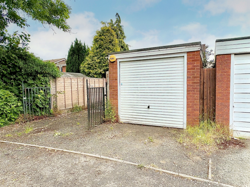 Tipton Street, SEDGLEY, DY3 1HD