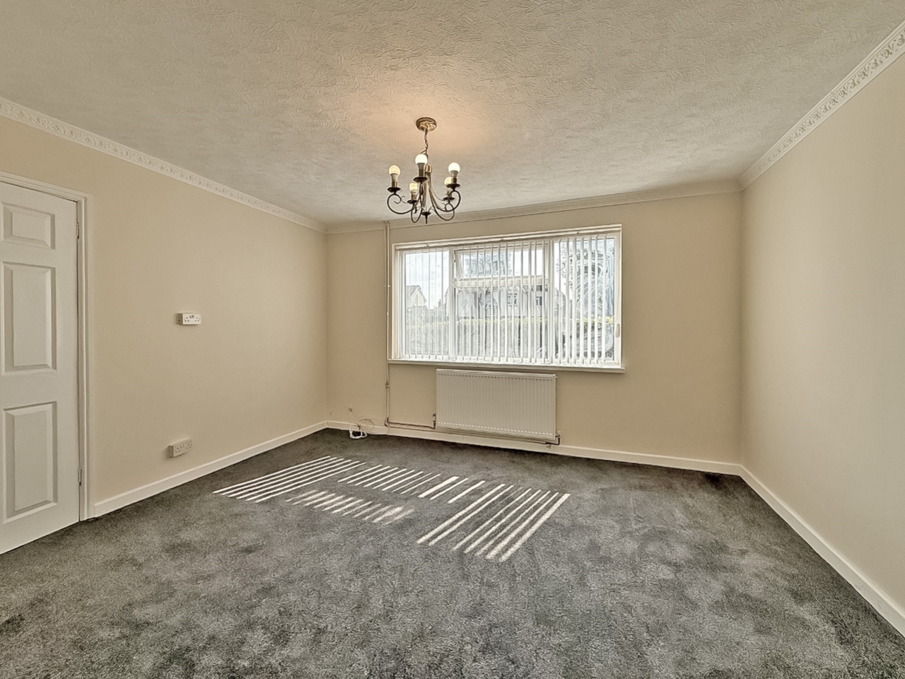 Willenhall Road, Bilston WV14
