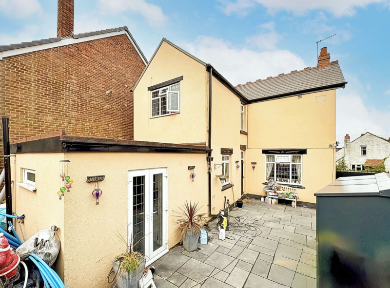 Ivyhouse Lane, COSELEY, WV14