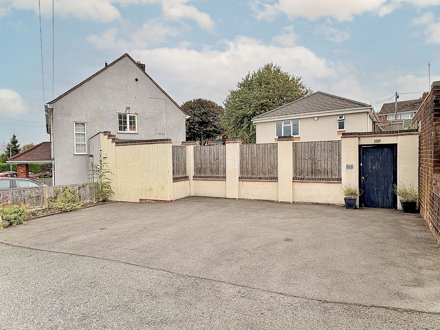 Eve Lane, UPPER GORNAL, DY1 3TY