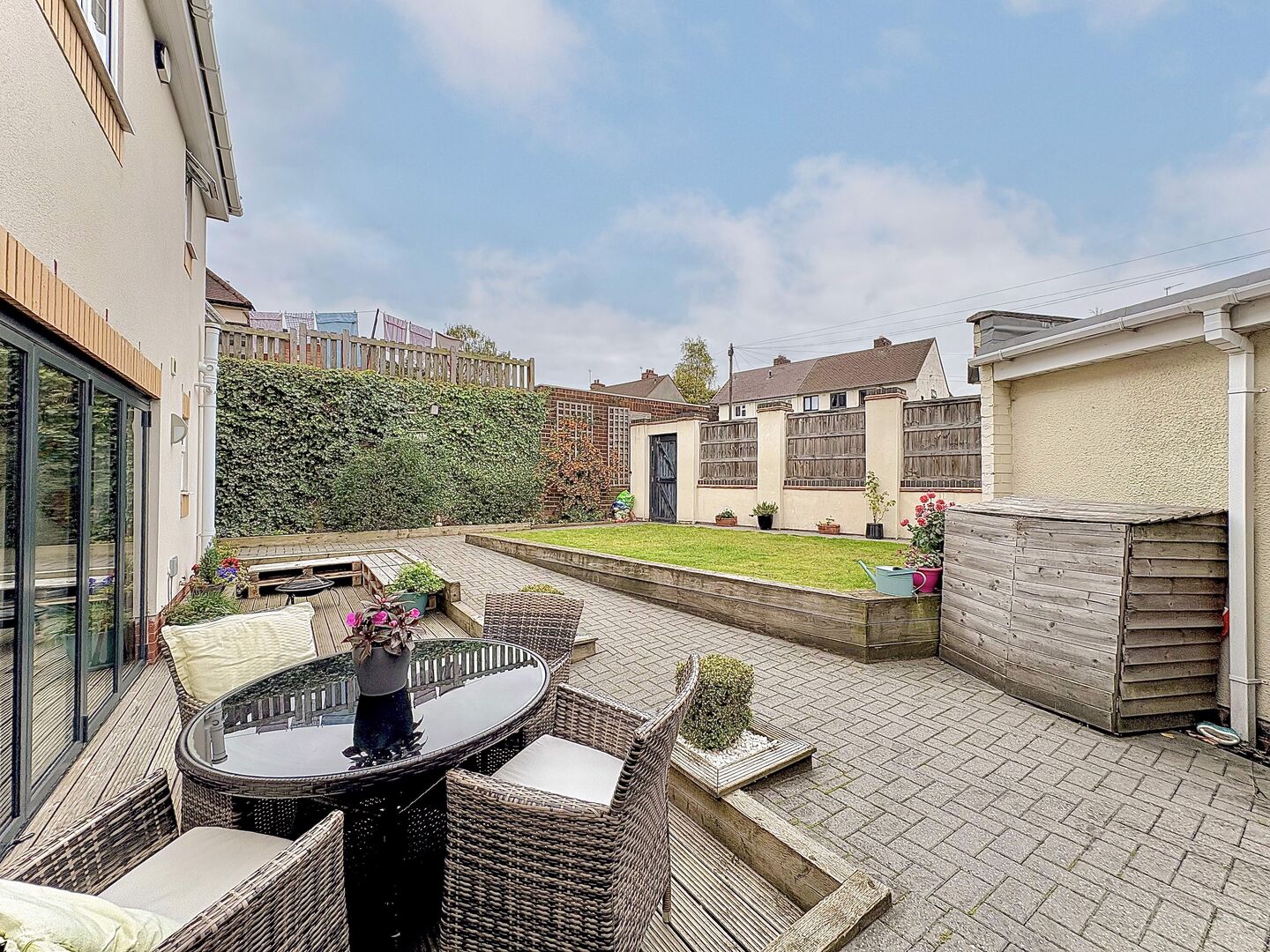Eve Lane, UPPER GORNAL, DY1 3TY