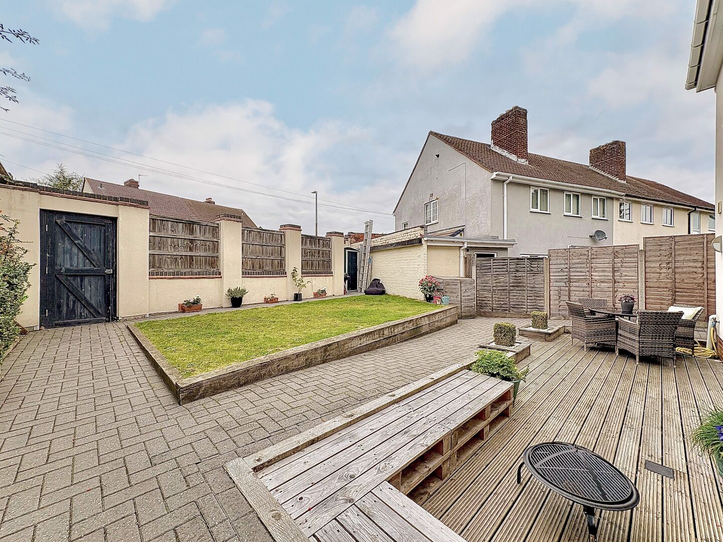 Eve Lane, UPPER GORNAL, DY1 3TY