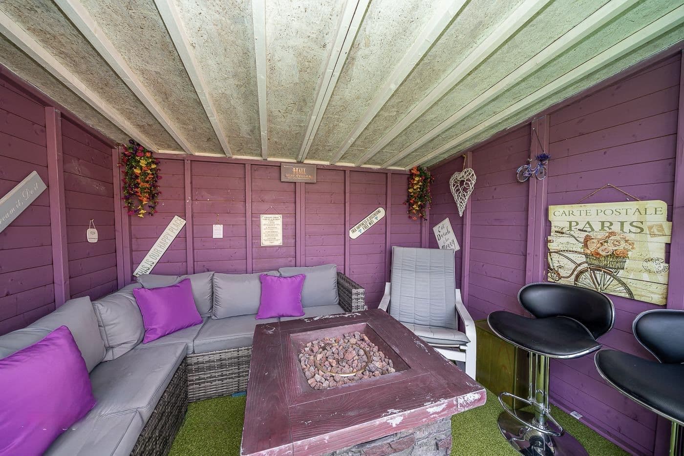 Cotwall End Road, LOWER GORNAL, DY3 3EJ