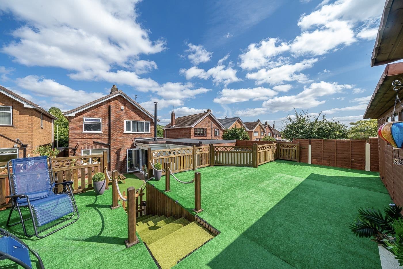 Cotwall End Road, LOWER GORNAL, DY3 3EJ