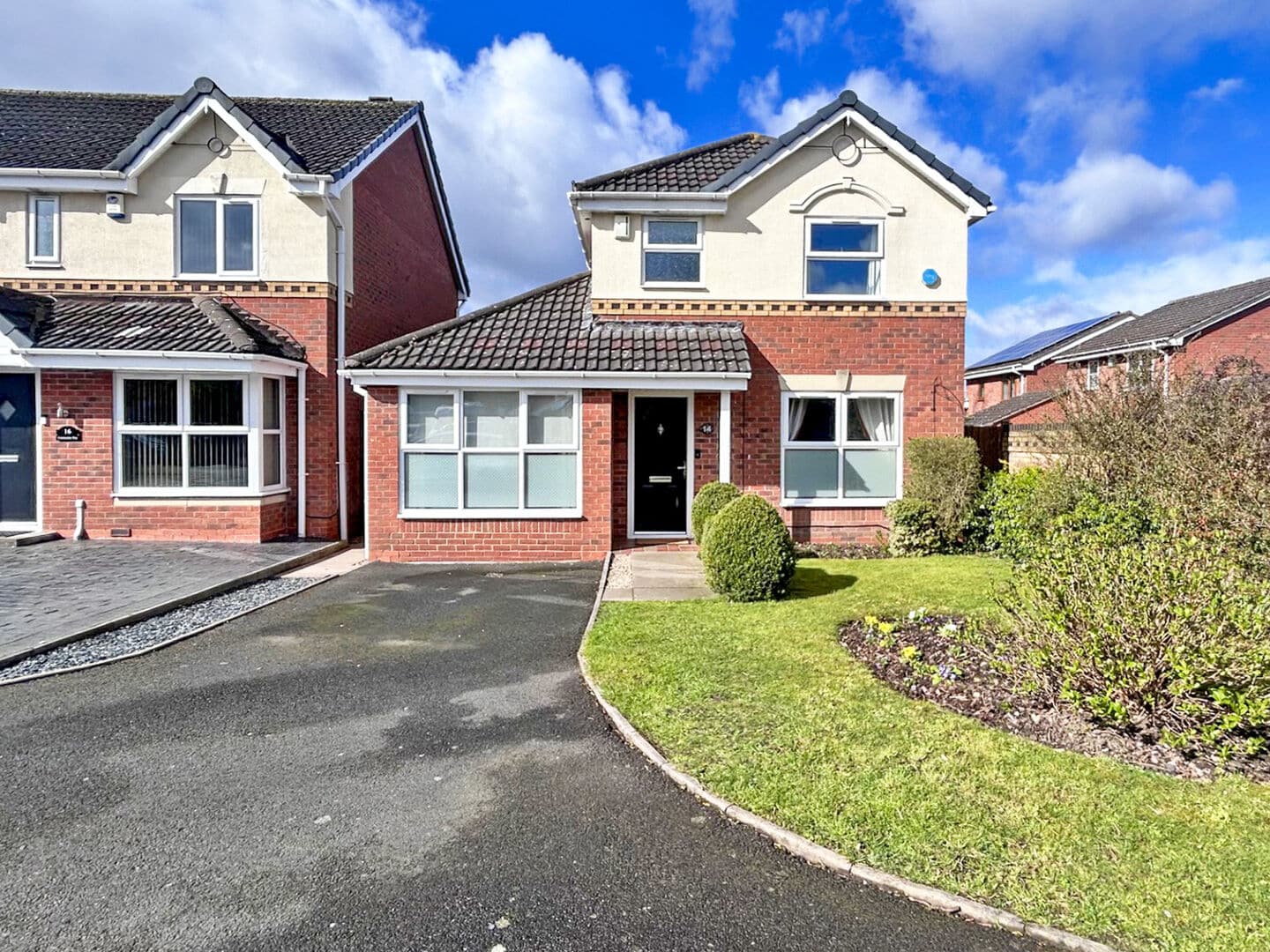 Constantine Way, Bilston