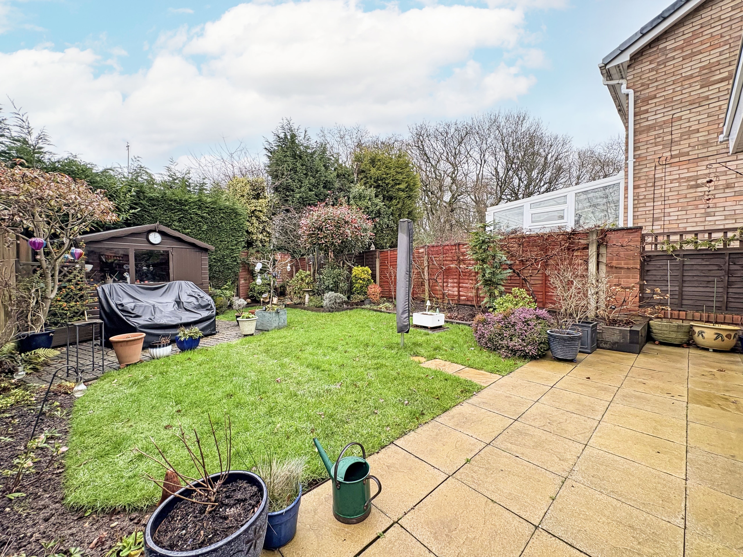 Melford Close, SEDGLEY, DY3 3QU