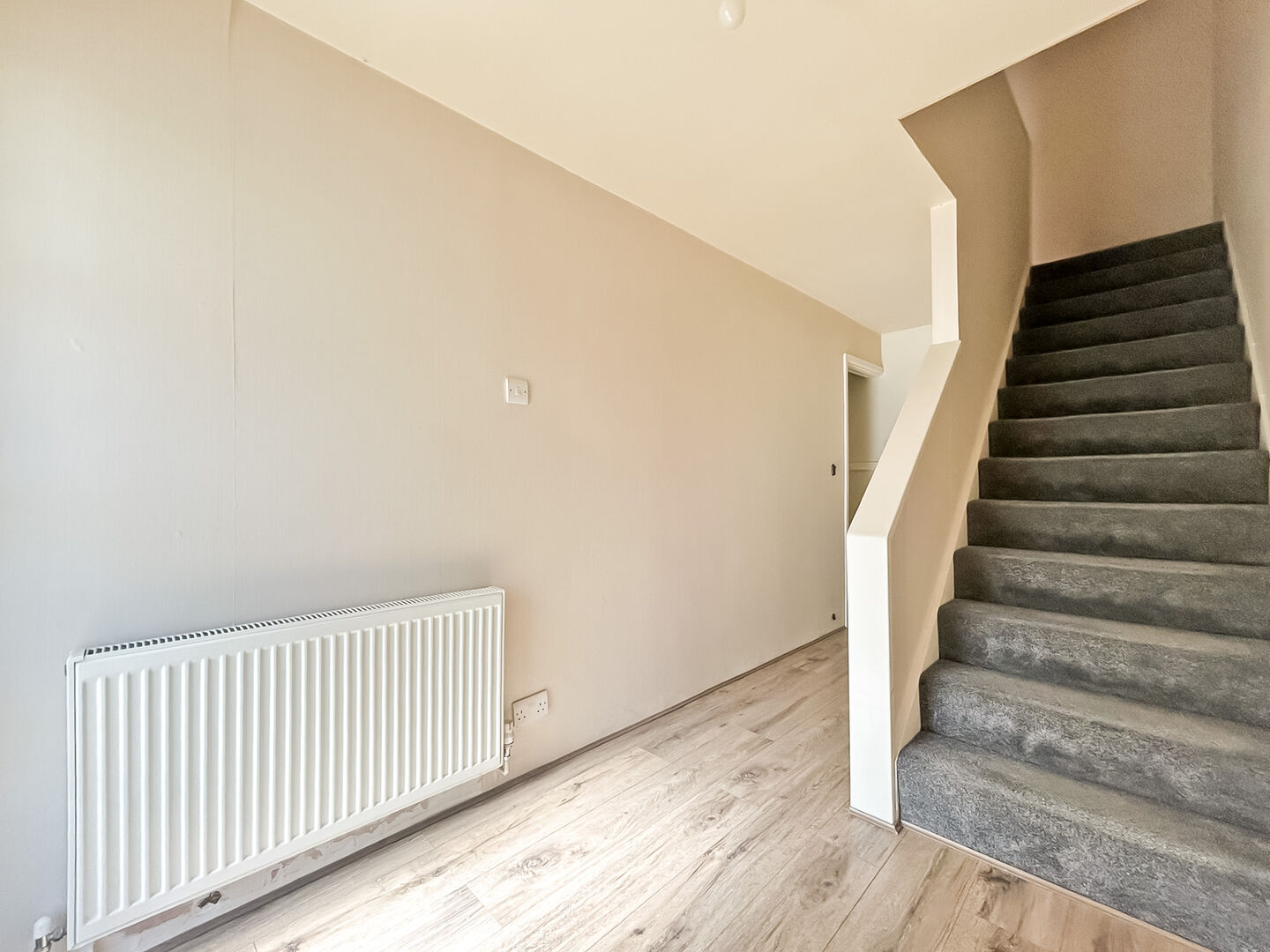 Dereham Walk, BILSTON, WV14 8PR